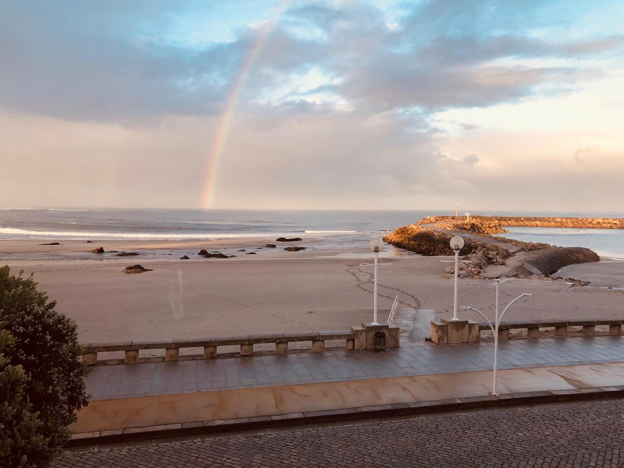 Aqui Ha Gato Vandrerhjem Vila Praia de Âncora Eksteriør bilde